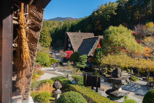 หมู่บ้านชิราคาวาโกะ (Shirakawa-go) เป็นหนึ่งที่น่าไปกับ ทัวร์ญี่ปุ่